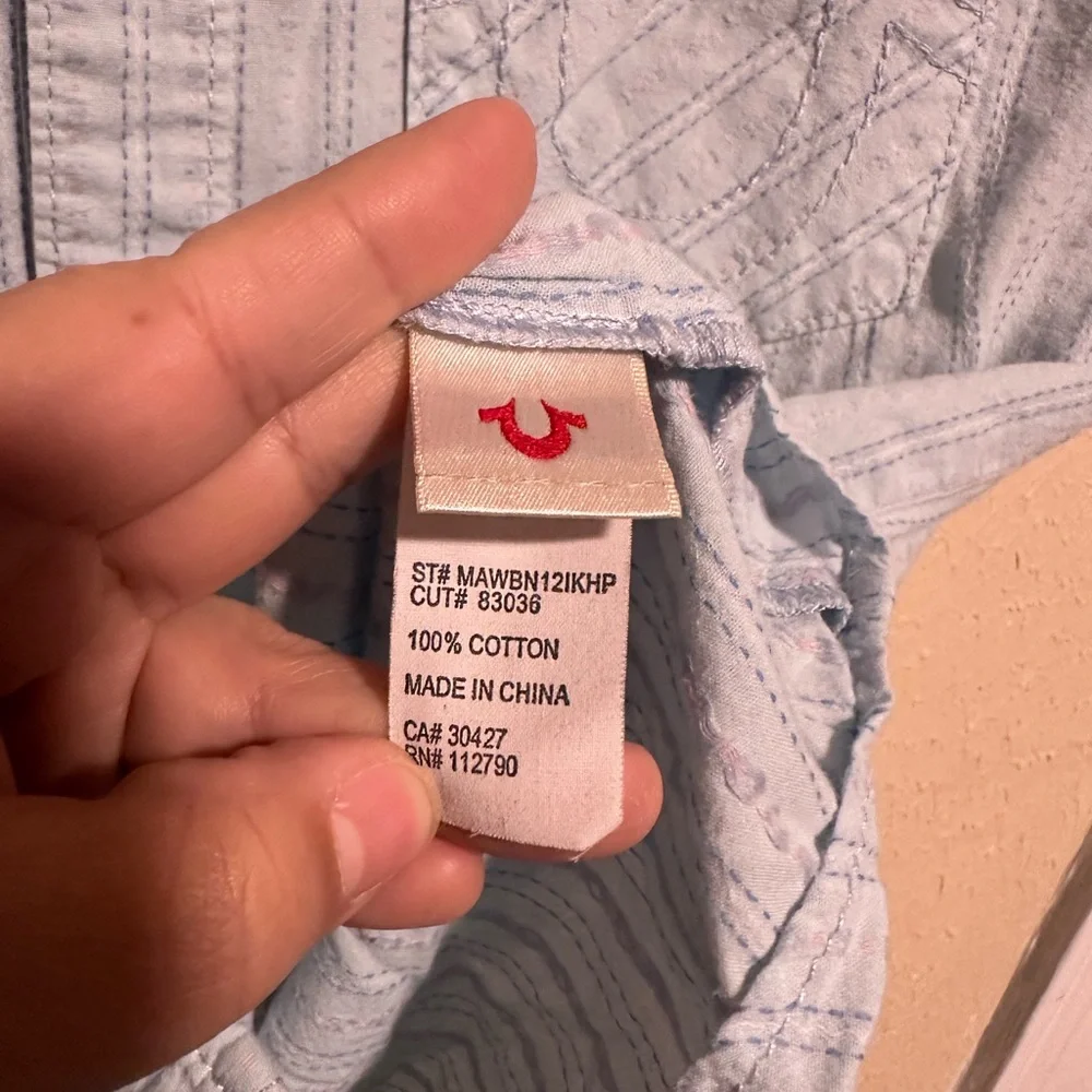 True Religion Button Down Shirt‎ Size Large